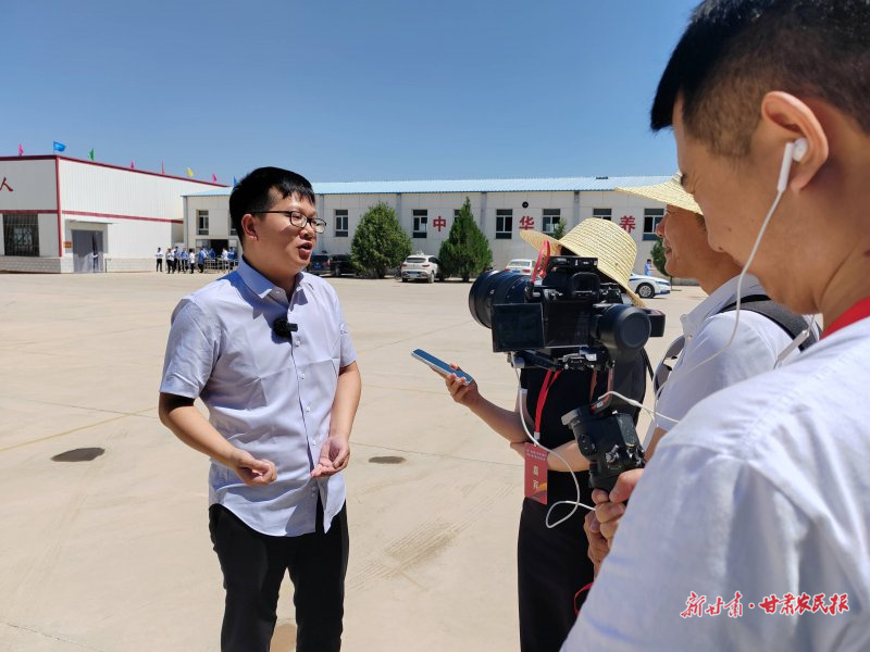 1690765187282484.jpg 1690024672120295.jpg