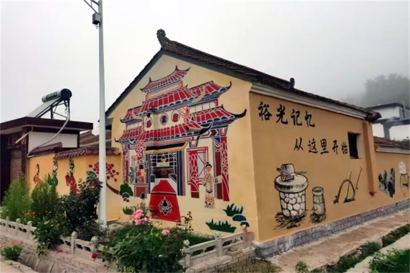 东华镇裕光村文化墙.png