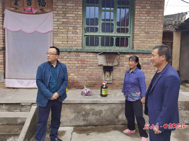 秦州区关子镇：开展&ldquo;三留守&rdquo;群体和特困群众关爱服务行动