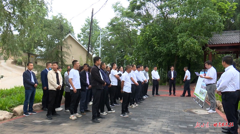 秦州区中梁镇开展“岗位大练兵 业务大比武”现场观摩活动