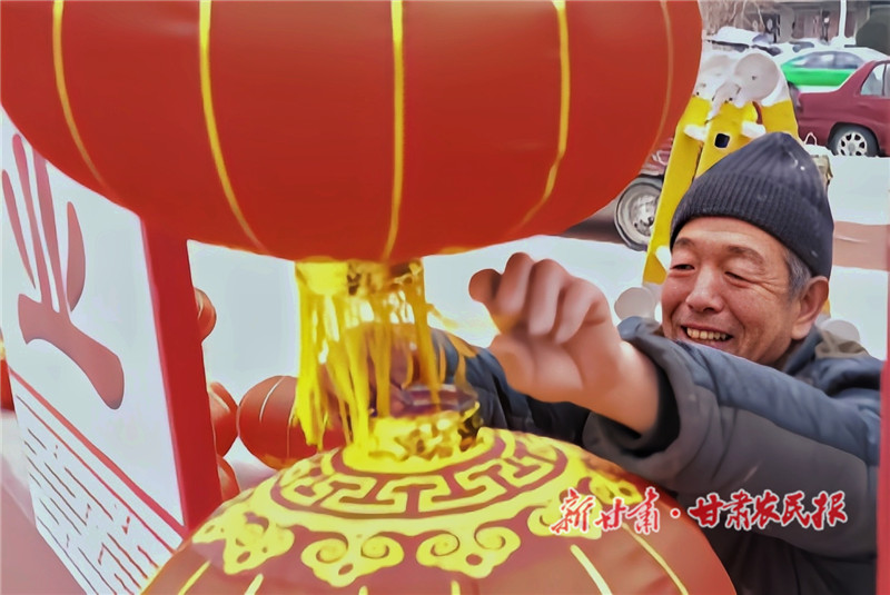 静宁：华灯初上时 夜放花千树