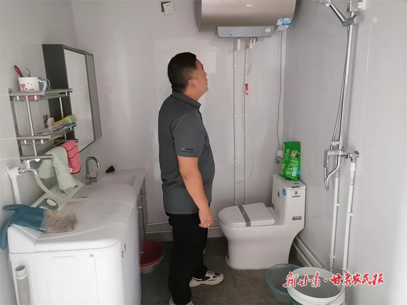 静宁：“改厕”改出人居环境新天地