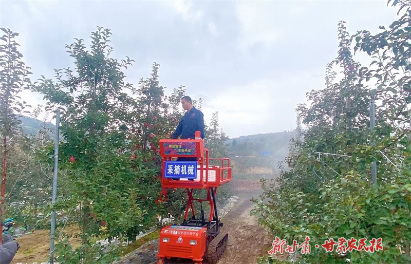 庄浪：机械化助力果农增产又增收