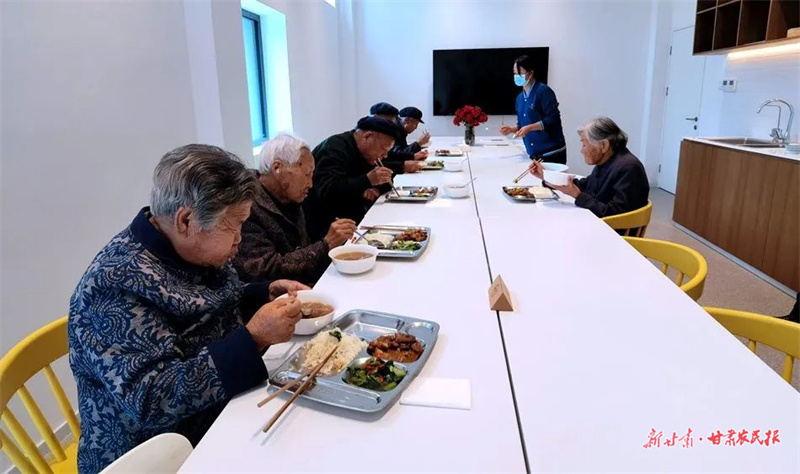 麦积区：村里开设长者食堂 老人乐享免费午餐