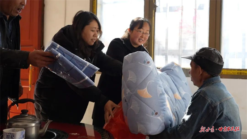 康县：党建引领凝聚发展合力