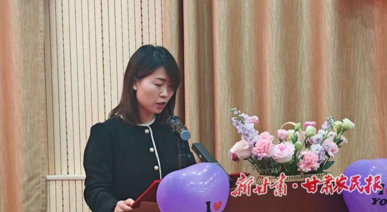 瓜州县财政局：以花之名 “香”约三月 “三八”妇女节插花艺术体验活动