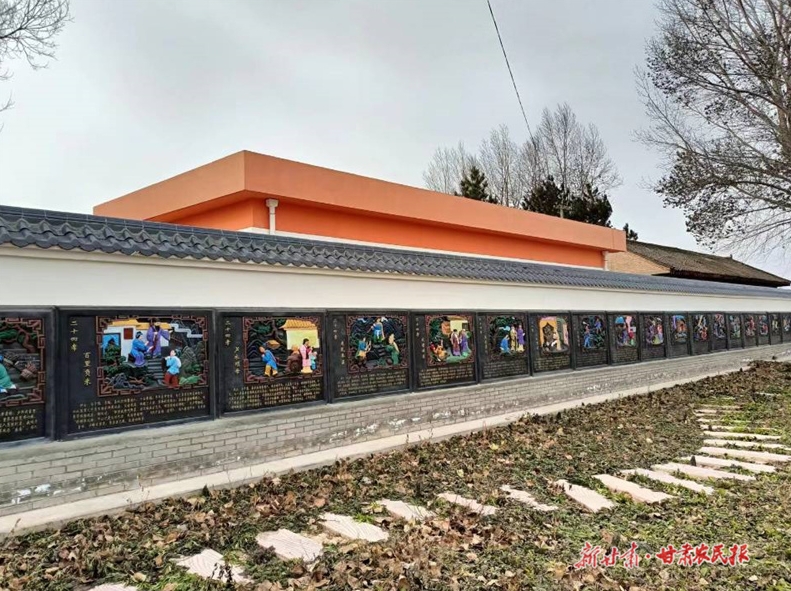 崆峒：村美民富展新颜