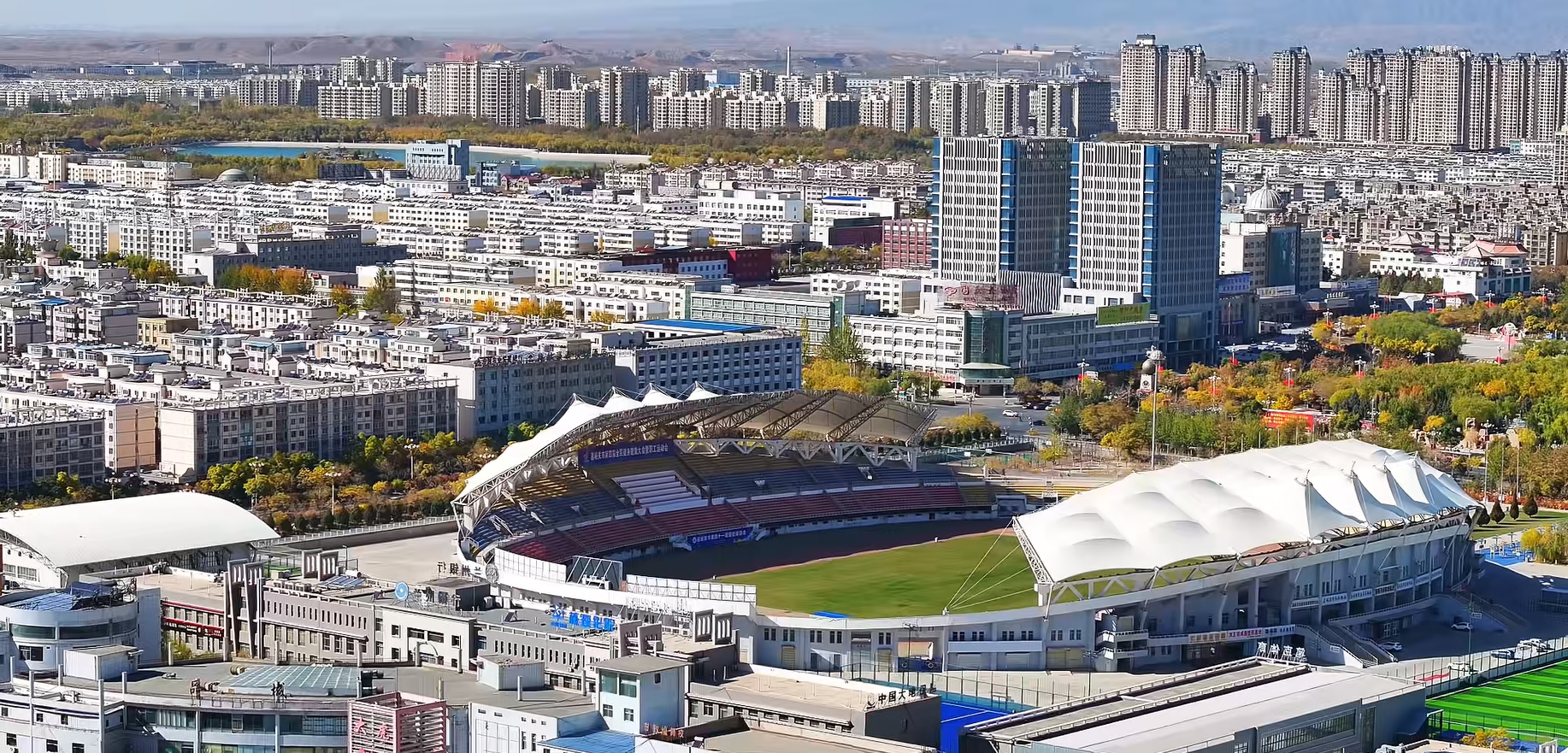 一条视频带你了解被吐槽的嘉峪关究竟有多美......

​