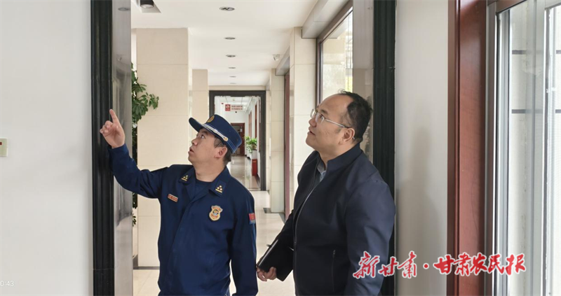 绷紧节日“安全弦”把好节前“检查关”