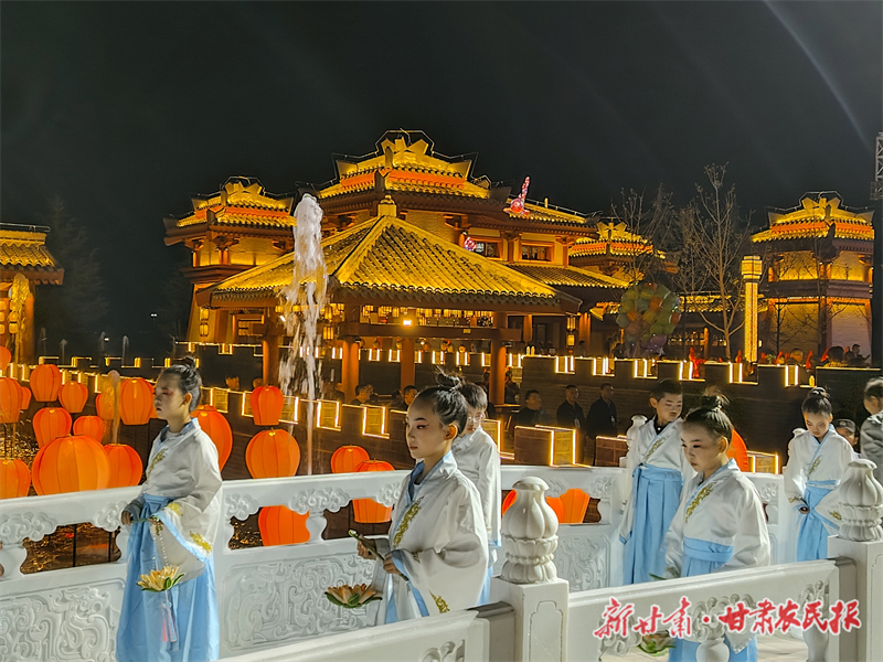 礼县：三国文化产业园开园迎客