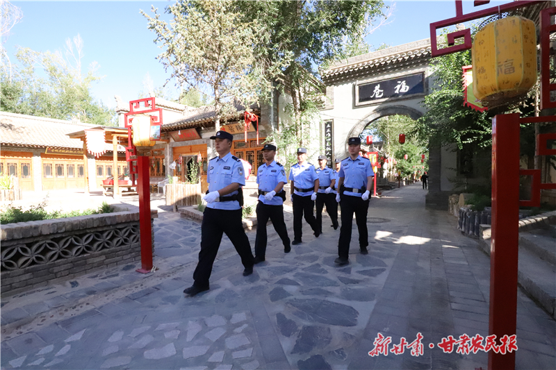 景“警”相随护平安