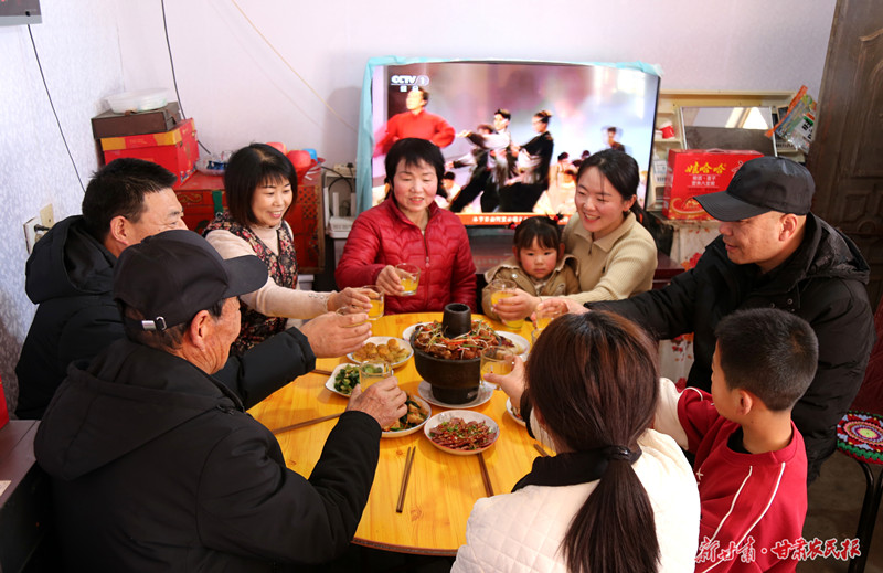 庆阳土暖锅　浓浓幸福味