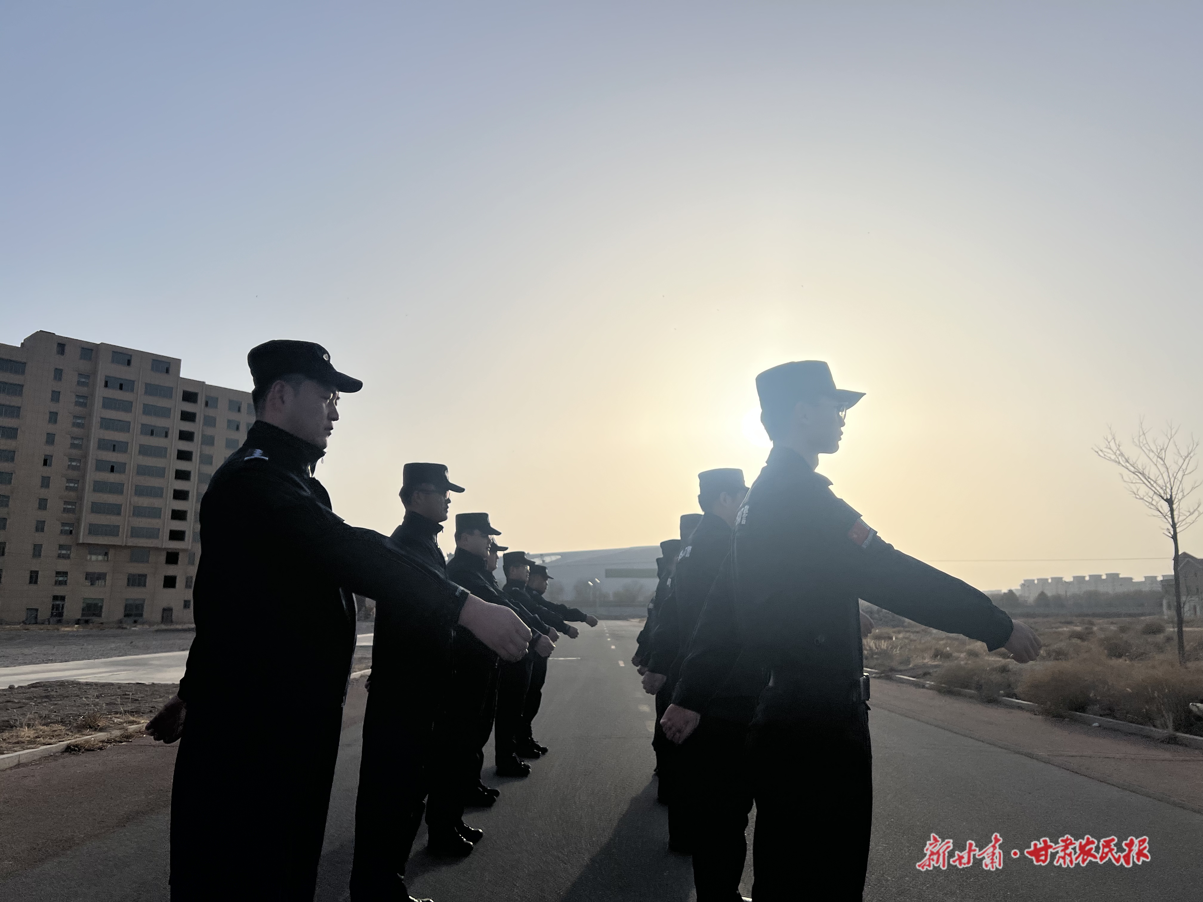 【图片新闻】民乐公安：春训战鼓催人进 磨砺精兵正当时