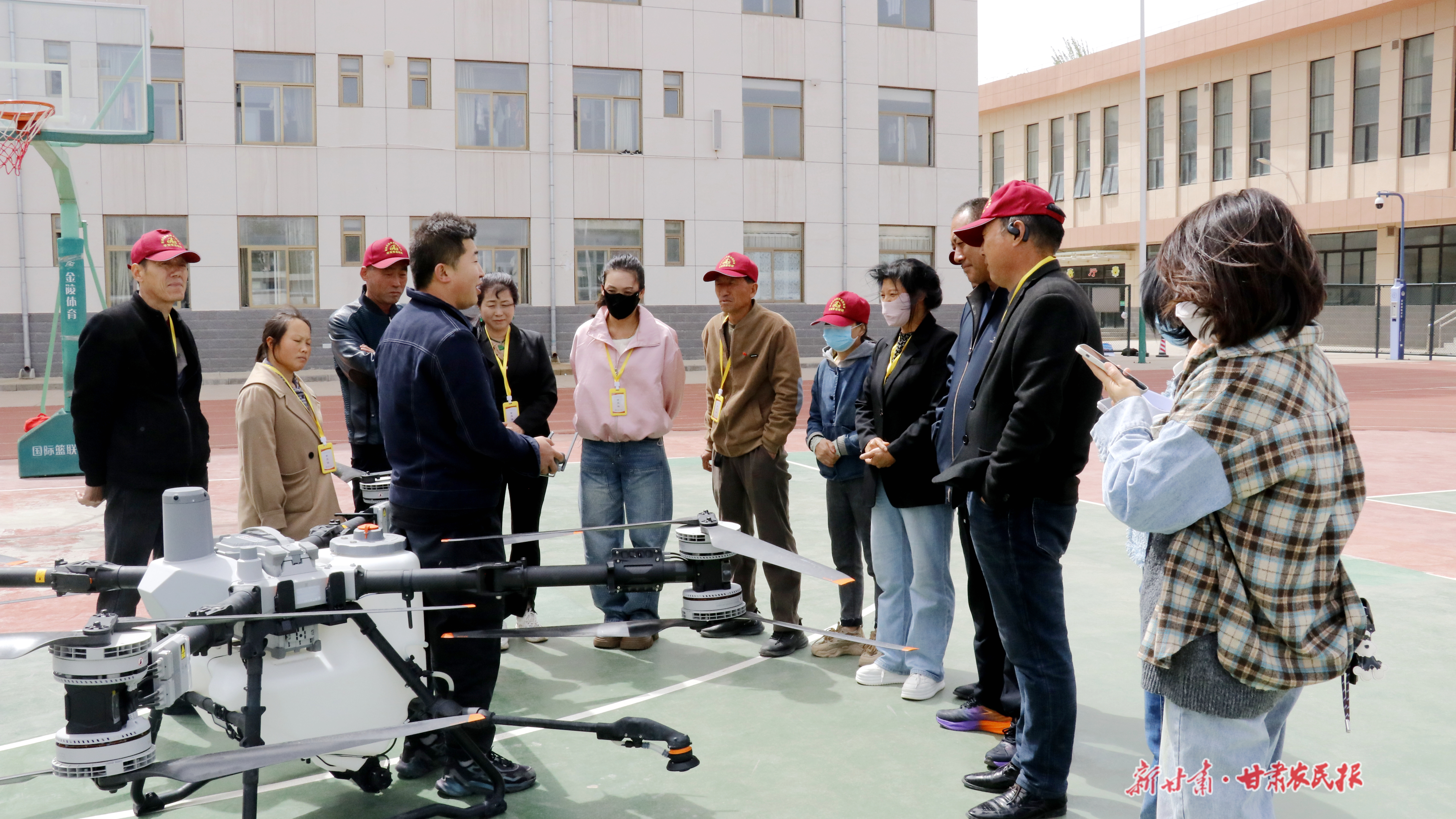 西峰区：“低空+农培”激活乡村新动能