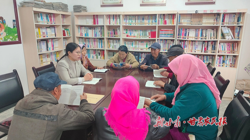 灵台县：农家书屋成“我家书房”