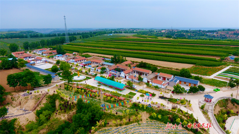 文明崇信底色新