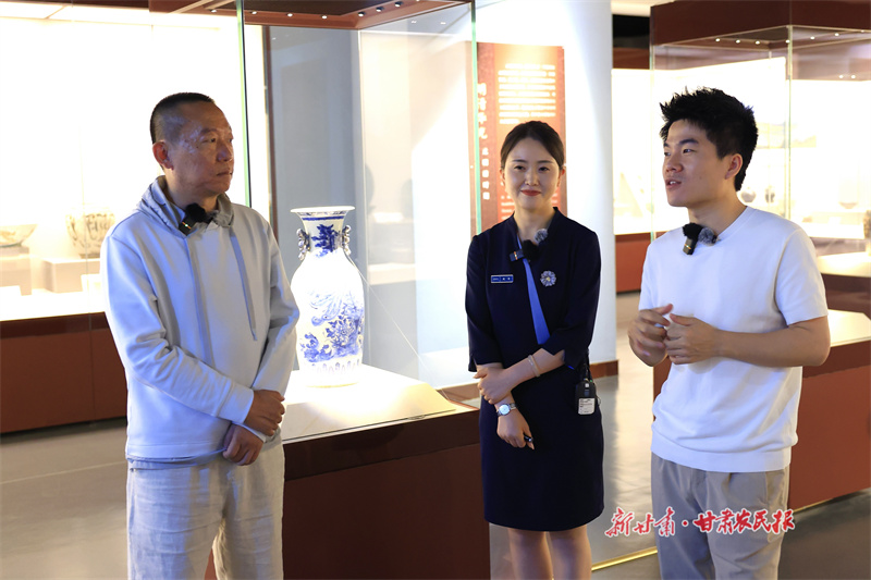 董宇辉邀请您一起打卡庆阳市博物馆！