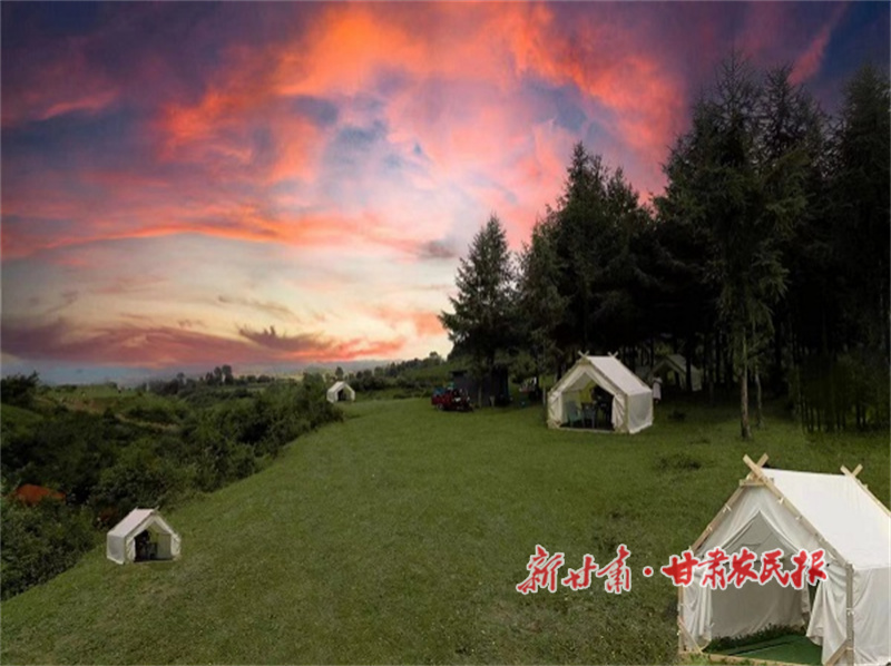 华亭：乡村露营燃热“夏日经济”