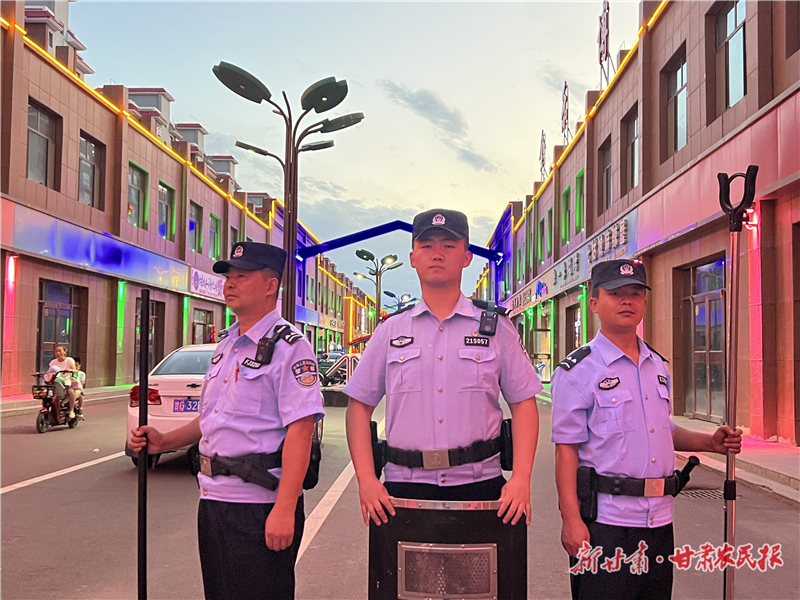 强化巡逻防控 筑牢安全防线