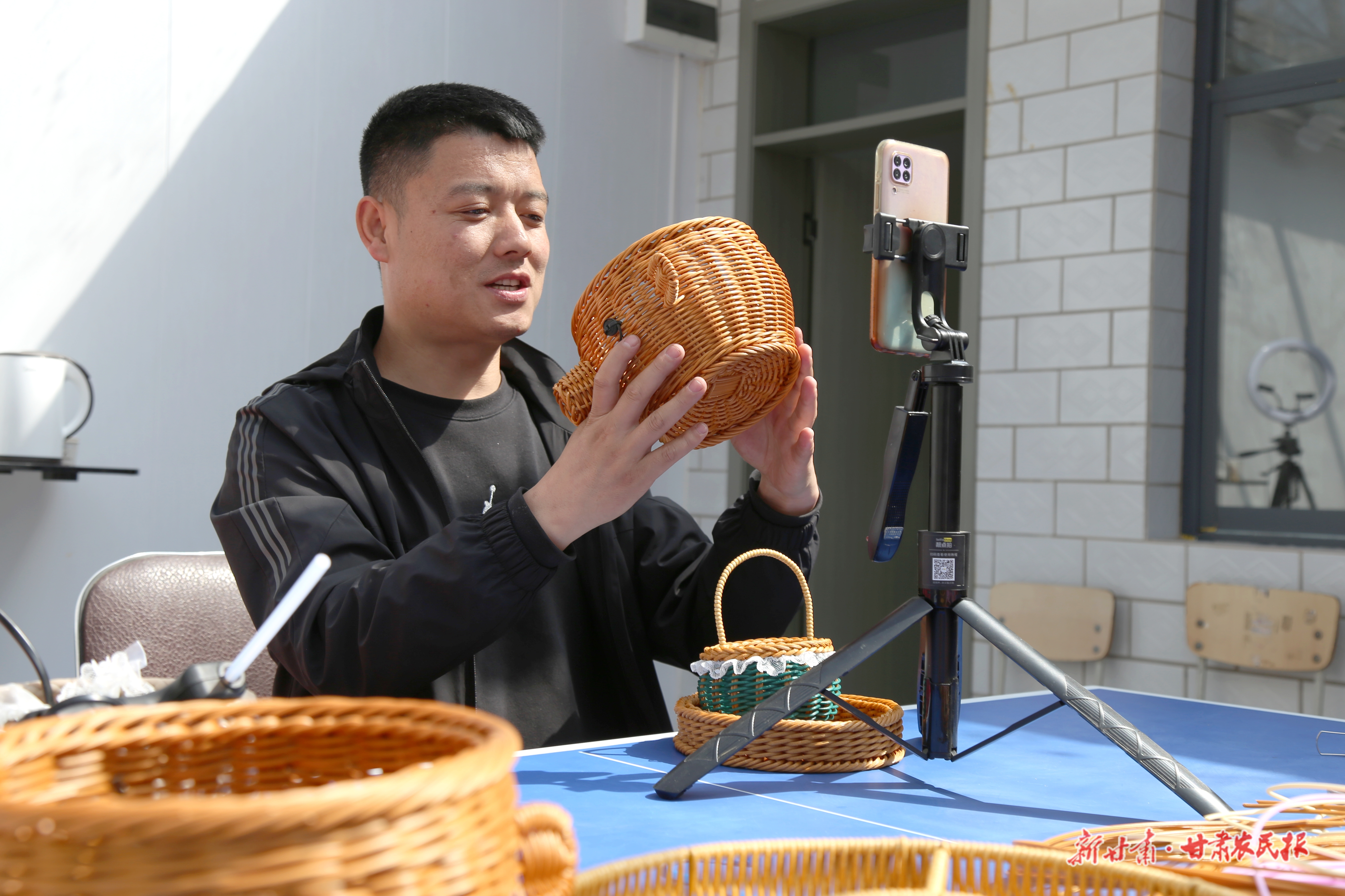 三年“三变”——西峰区显胜乡冉李村的振兴升级路