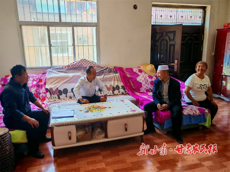 华亭:“宣约督引”聚合力,婚嫁新风拂面来