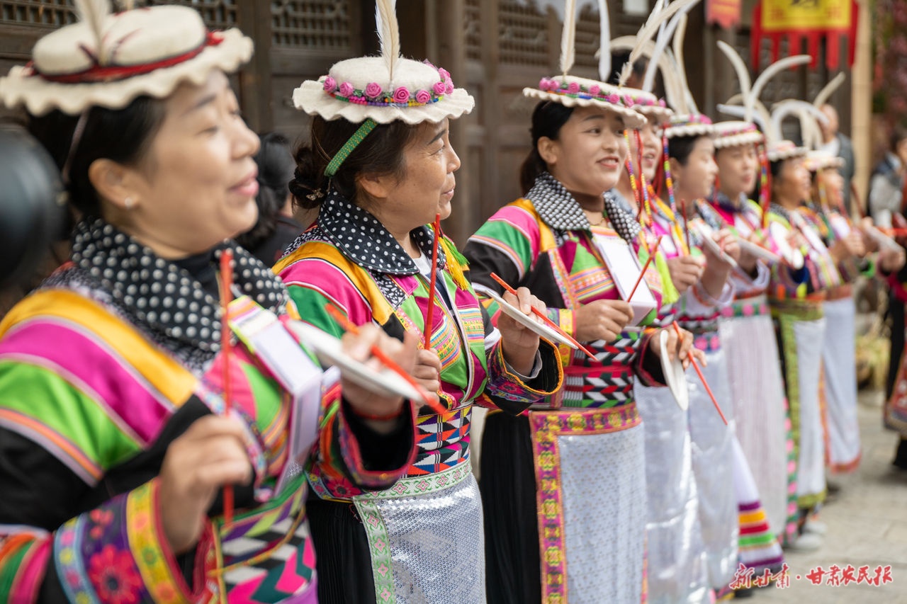 在秋韵里探秘境——“陇原赏秋韵・相约官鹅沟”2025 甘肃秋冬季旅游推介大会踩线活动纪实