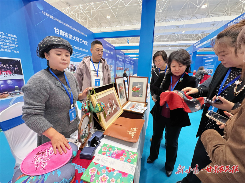 甘肃技能大师津门展风采 东西劳务协作再谱新篇